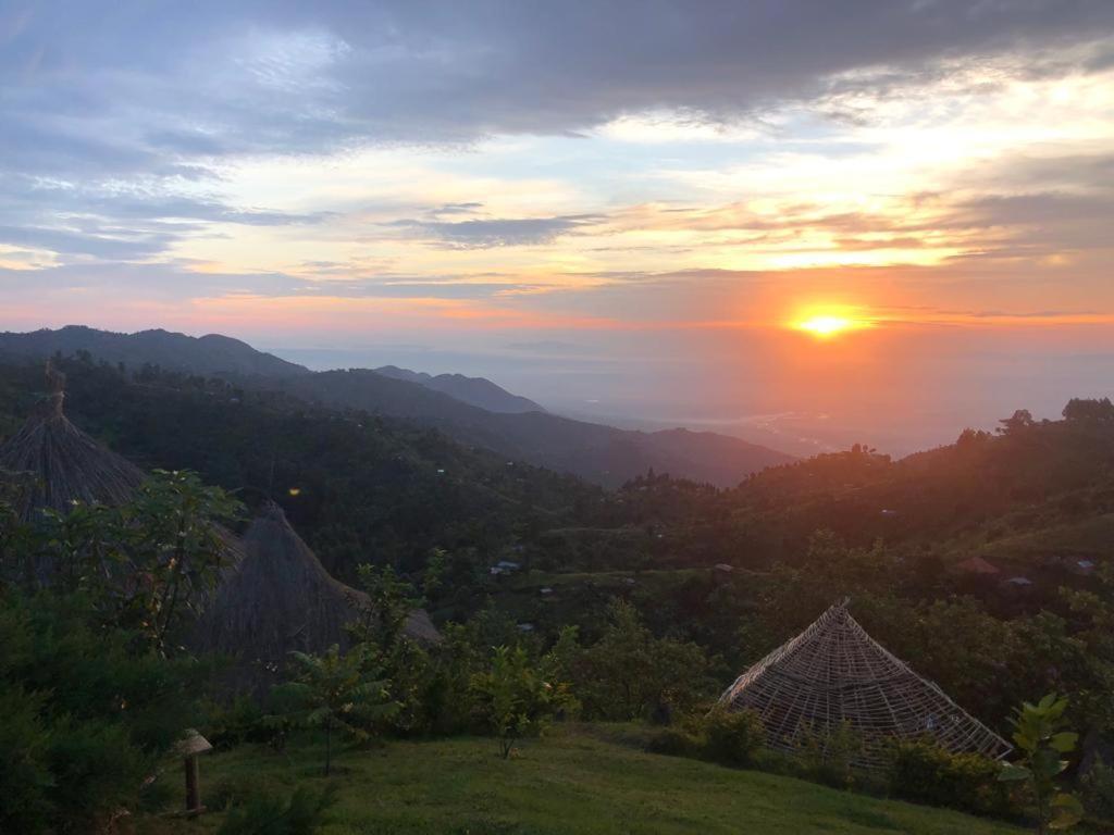Mbunga Community Tourism Campsite Kasese Extérieur photo