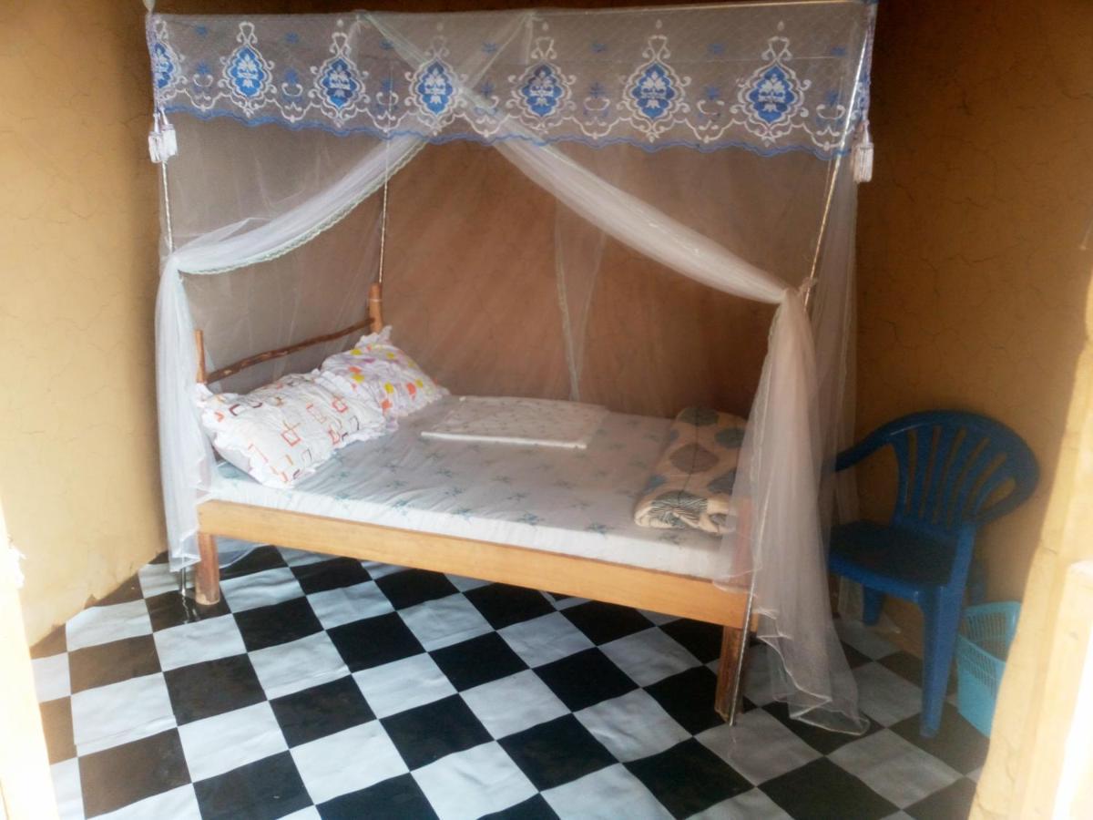 Mbunga Community Tourism Campsite Kasese Extérieur photo