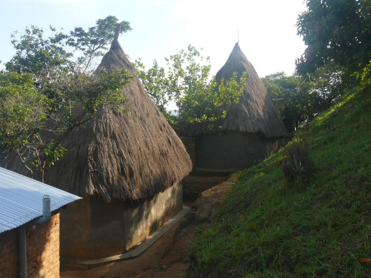 Mbunga Community Tourism Campsite Kasese Extérieur photo